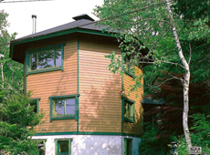 松澤輝男作品　八角形の家